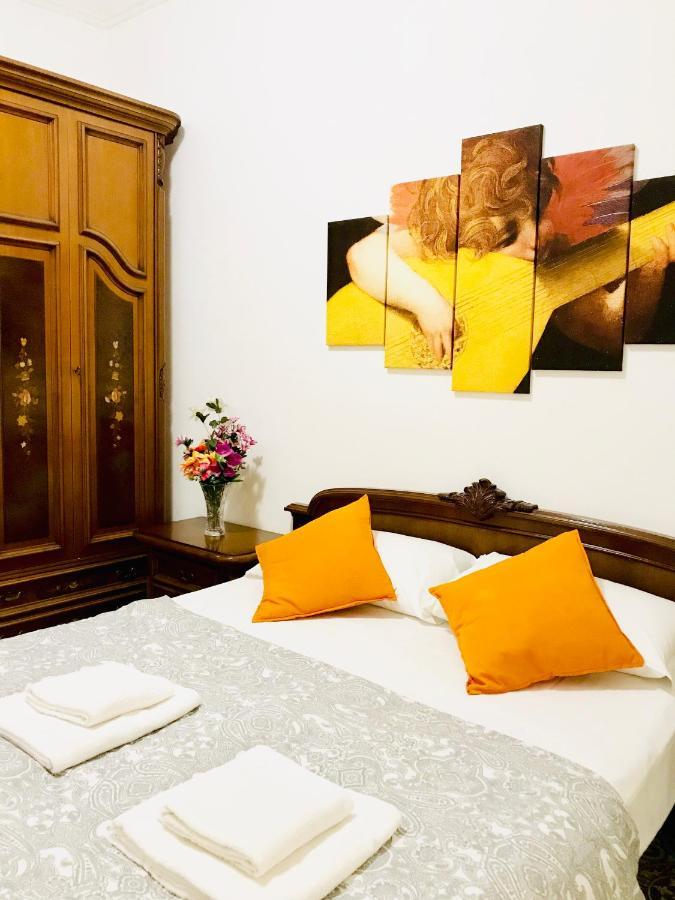4 Bed Luxury Near Colosseum Apartamento