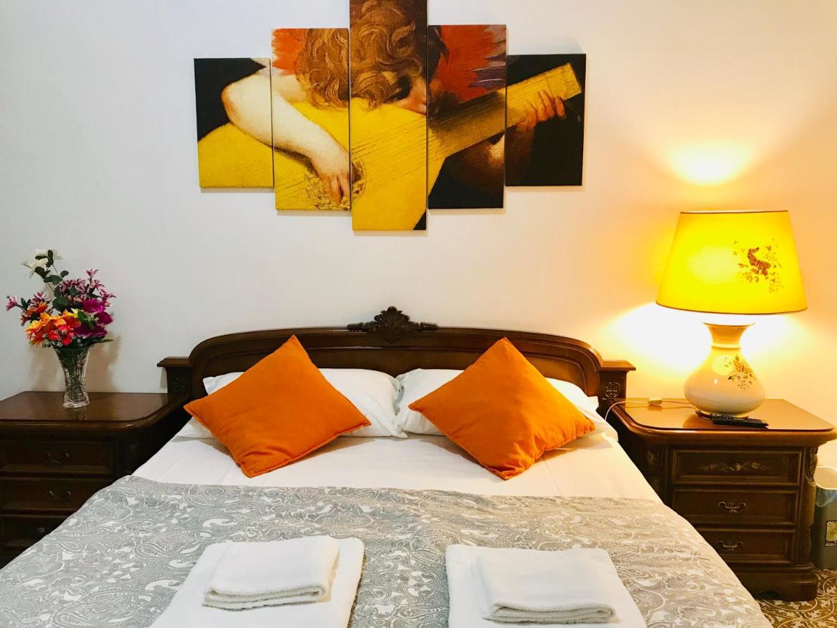 Apartamento 4 Bed Luxury Near Colosseum